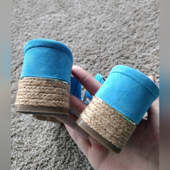 Chico's Faux Suede Block Heel Mule Sandals 8.5 NWOT - Picture 6 of 8